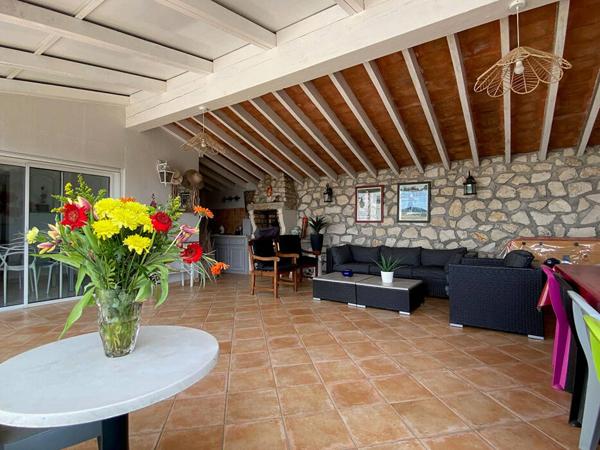 Maison - 200 m² - 4 chambres