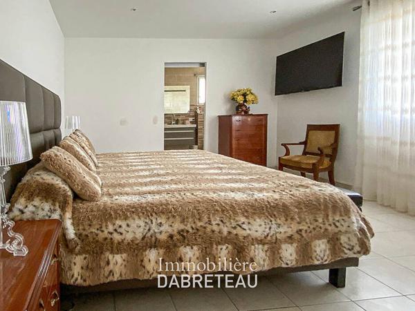 Maison - 200 m² - 4 chambres