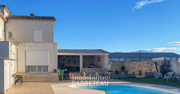 Maison - 200 m² - 4 chambres