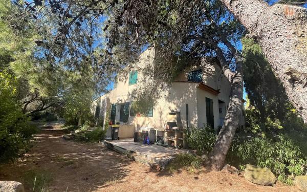 Maison à vendre    5 pièces • 200 m2 Agde