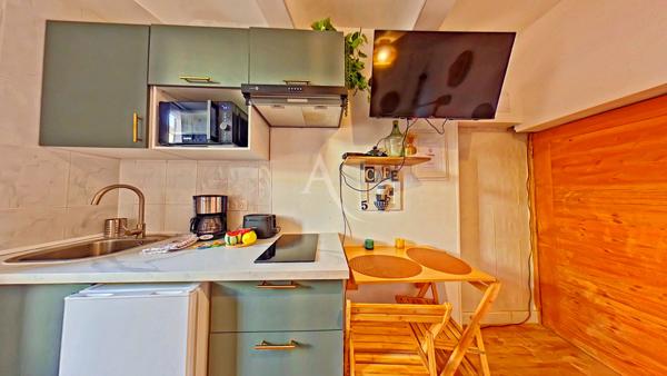 LOCATION MEUBLE STUDIO GREOUX LES BAINS PROCHE PARKING