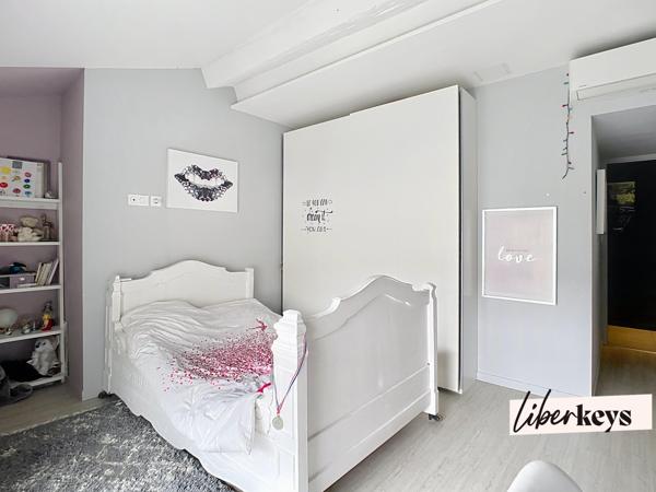 Rillieux-la-Pape, Perica-La Roue, maison de village, 5 chambres, extérieur paysagé, 2 stationnements