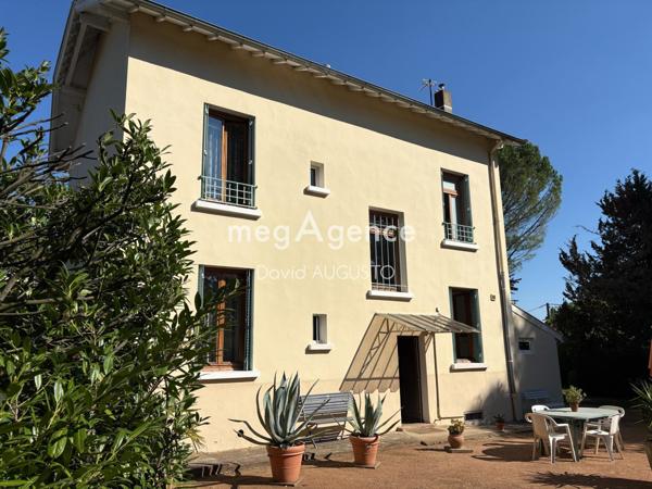 Maison à Tassin-la-Demi-Lune, 69160 - 7 pièces 154m²