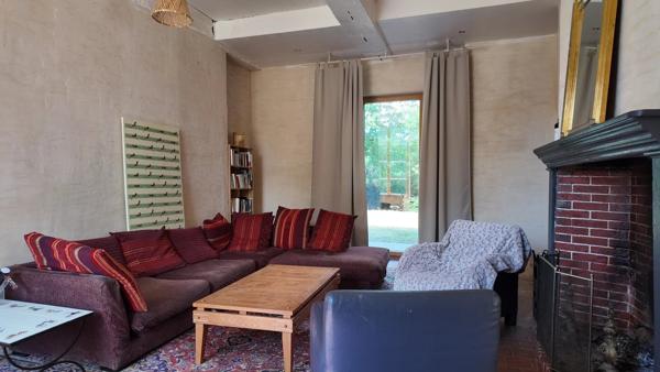 Demeure de caractère – Ancienne Ferme Seigneuriale – 215 m² + combles aménageables – Dépendances