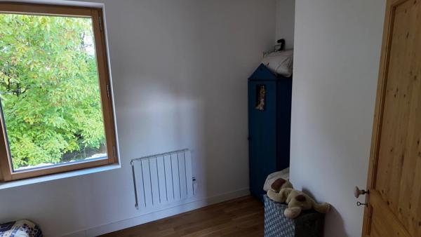 Demeure de caractère – Ancienne Ferme Seigneuriale – 215 m² + combles aménageables – Dépendances