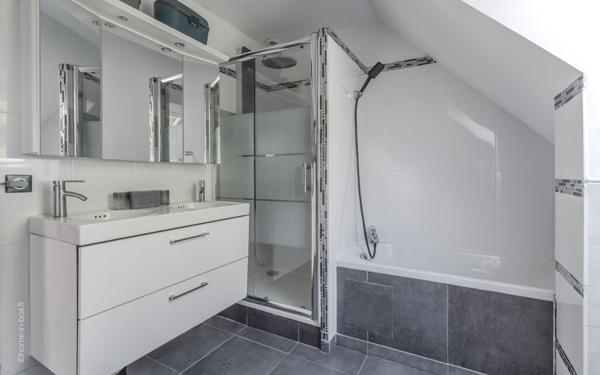 Maison à vendre    5 pièces • 85,83 m2 Montévrain