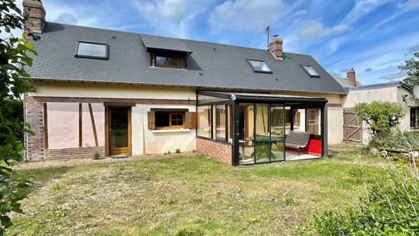 Maison
                                                                                                                                                                                                                                                                                                                        6 pièce(s)                                                                                                                                                                                                          3 chambre(s)                                                                                                                                                                                                          105  m²