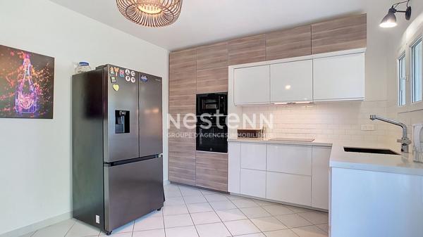 Carpentras 6 pièces, propriété de 164 m² avec piscine, avec terrain arboré et appartement indépendant