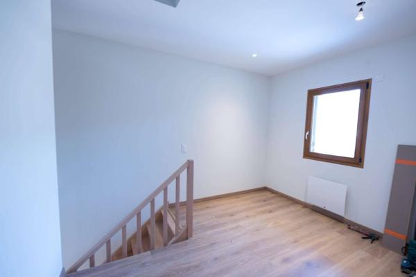 Appartement à louer - La Chapelle-Saint-Maurice 3 pièces de 105 m²