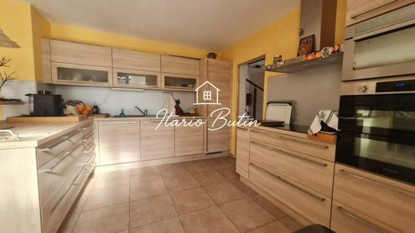 Maison Beziers 6 pièce 152 m2 béziers