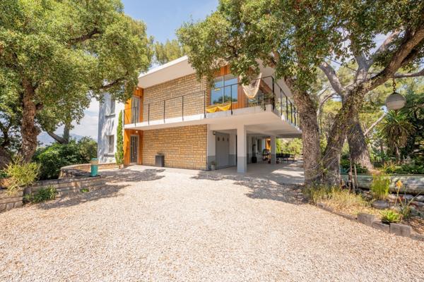Vente Maison de luxe La Seyne-sur-Mer 6 Pièces 215 m²