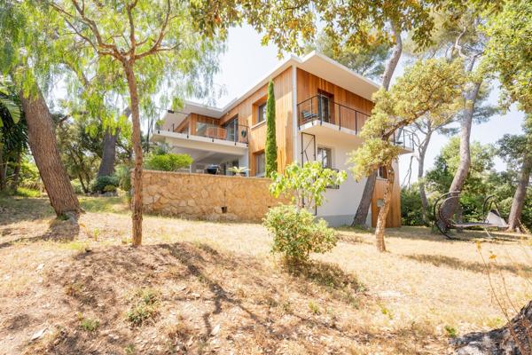 Vente Maison de luxe La Seyne-sur-Mer 6 Pièces 215 m²