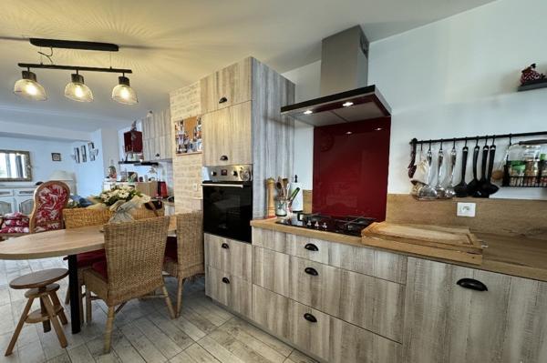 Maison - 2 chambres plein coeur de Croix de Vie