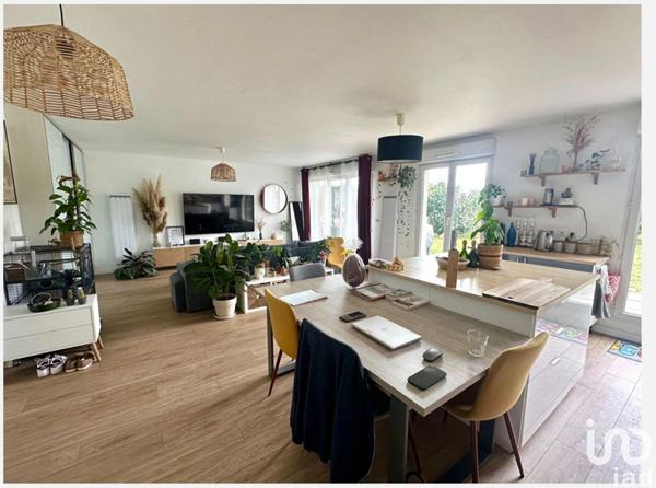 Location appartement 3 pièces 75 m² Neuilly-Plaisance