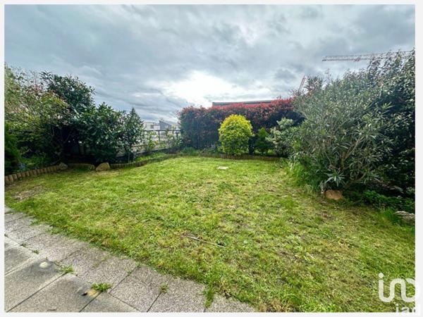 Location appartement 3 pièces 75 m² Neuilly-Plaisance