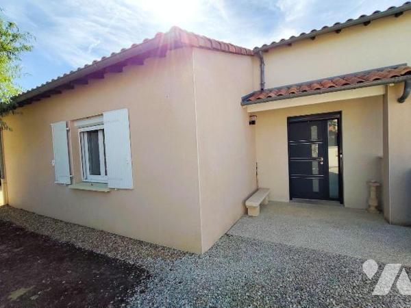 A 4 minutes du centre de Chauvigny, Belle maison de plain-pied d'environ 93 m² parfaitement ent...