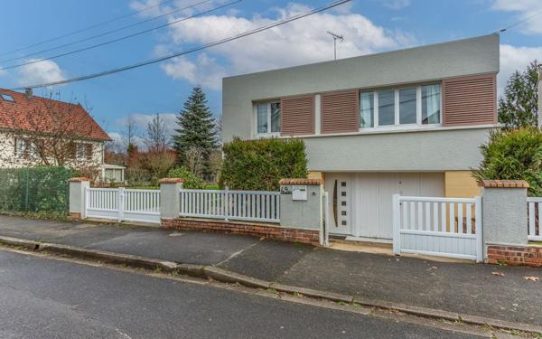 Maison à vendre    7 pièces • 133,80 m2 Montgeron