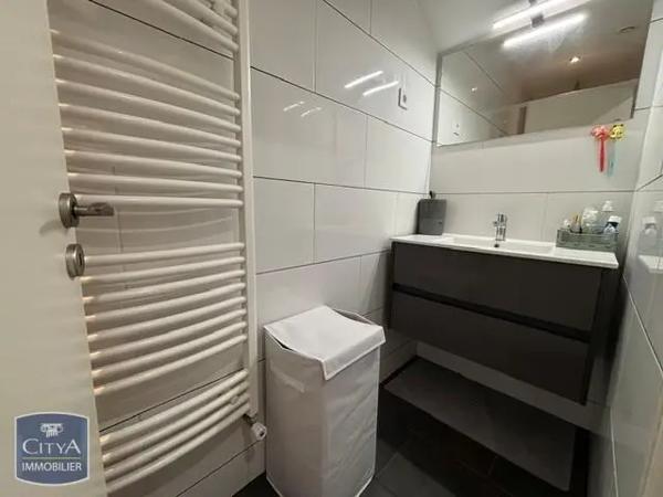 Appartement à louer 3 pièces 45.68m² Nancy (54000)