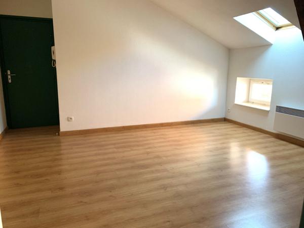 APPARTEMENT DE TYPE F2