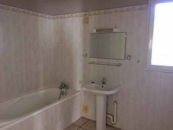 Maison avec jardin clos et garage