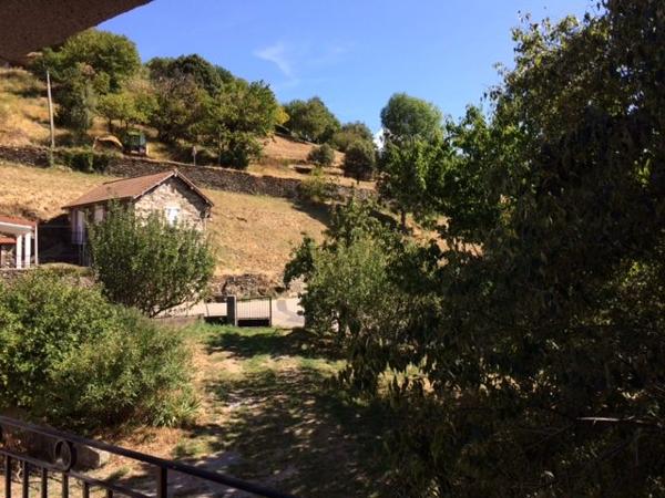 Maison avec jardin clos et garage