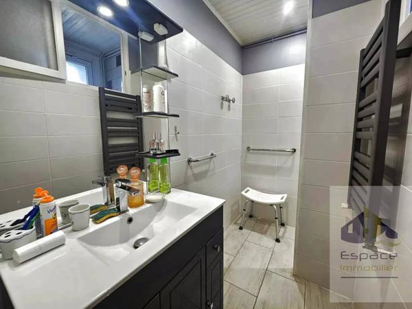 Maison en pierre de 102m²,1012m² de parcelle