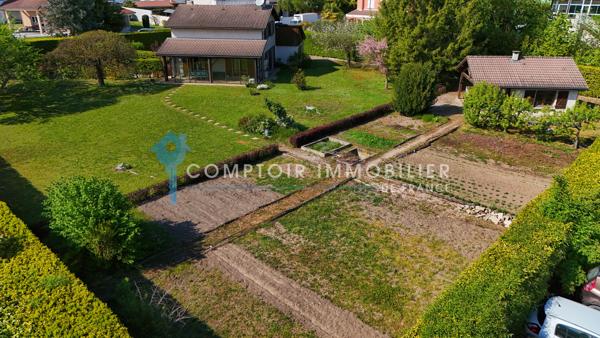 Maison
                                                                                                                                                                                                                                                                                                                        7 pièce(s)                                                                                                                                                                                                          4 chambre(s)                                                                                                                                                                                                          171  m²