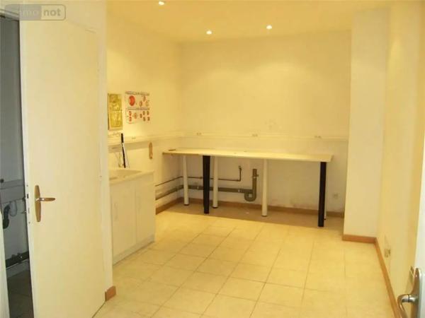 Location - Fonds et/ou murs commerciaux Dole 39100 104 m 2