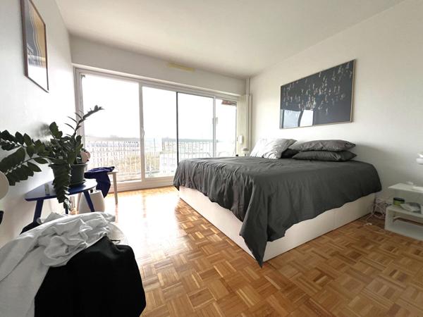 Superbe 3 pièces baigné de lumière avec balcon panoramique de 15 m²