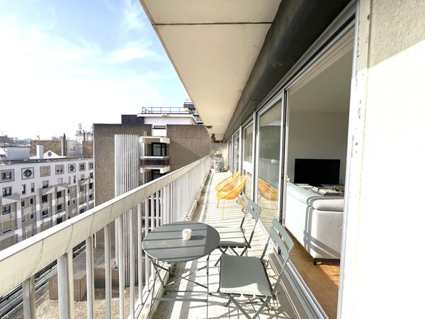 Superbe 3 pièces baigné de lumière avec balcon panoramique de 15 m²