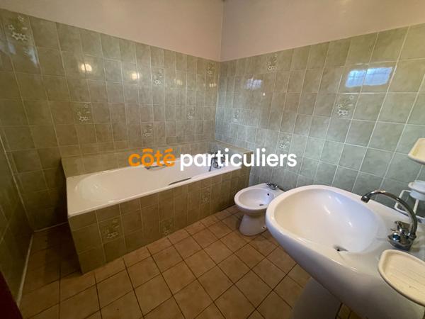 Vente Maison98 m² - 6 Pièces - SAINT BAUDEL (18160)