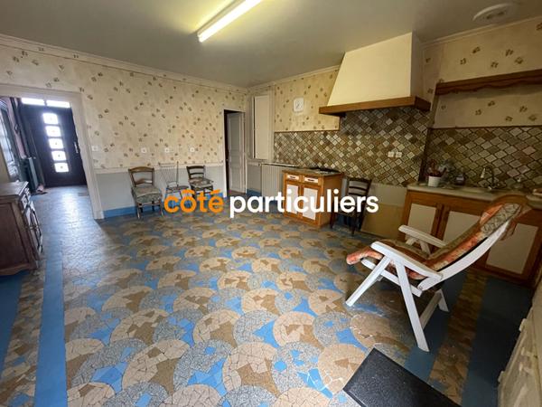 Vente Maison98 m² - 6 Pièces - SAINT BAUDEL (18160)