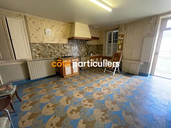 Vente Maison98 m² - 6 Pièces - SAINT BAUDEL (18160)