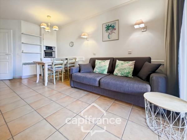 appartement REZ de JARDIN,résidence du lac, 31 m2, chambre ouverte, grande salle de douche, rangements, cave collective.