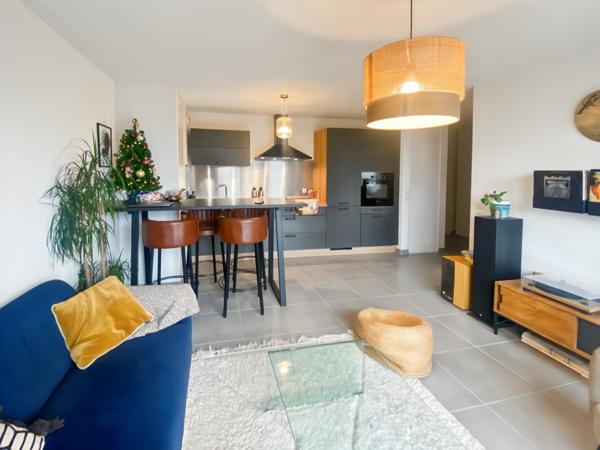 Bonneville (74130) Bonneville T3 avec garage et parking et cave 258 000€