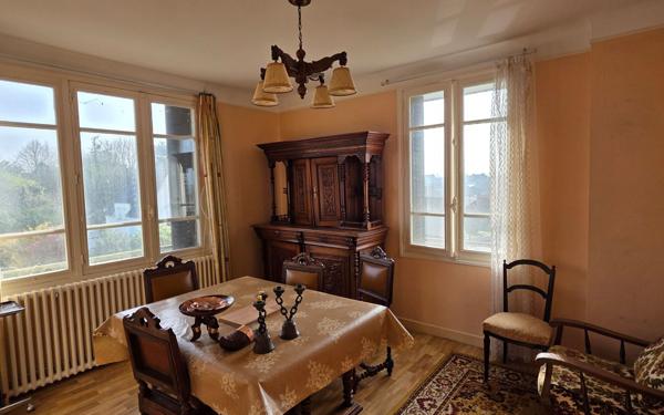Maison à vendre    7 pièces •  Plémet