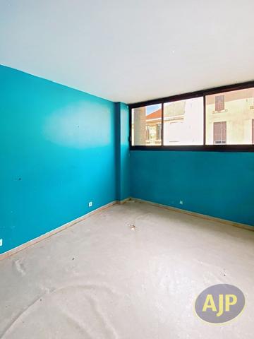 Appartement à vendre Lesparre Medoc - 3 pièces, 67m² avec 2 chambre(s) à 66 000€ - AJP Lesparre Immobilier