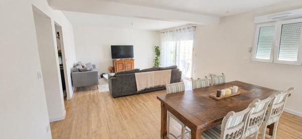 Maison à vendre 369 600 € Mont-près-Chambord 5 p 212 m² DPE A