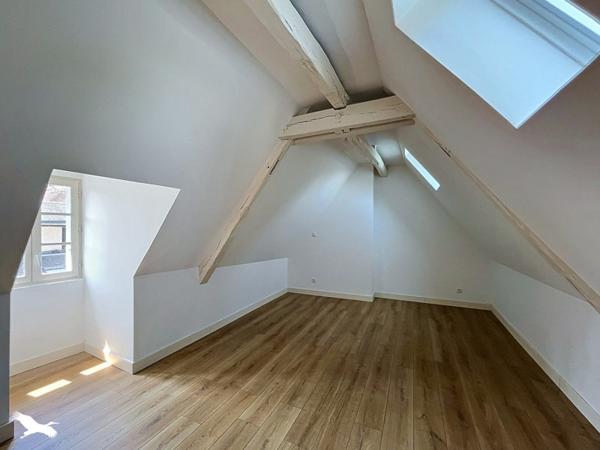 Maison à vendre 310 000 € Bourges 6 p 137 m² DPE D