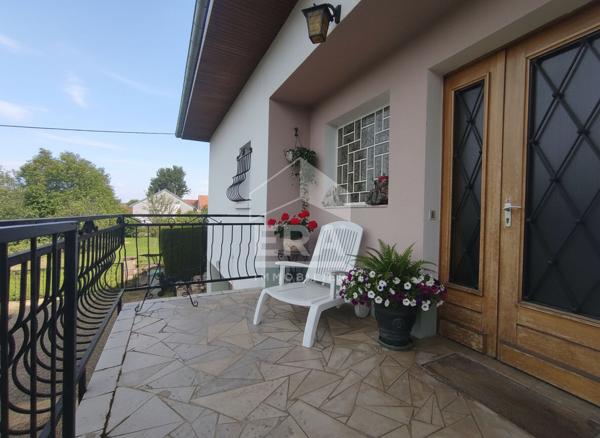 Maison Navenne 6 pièce(s) 131 m2
