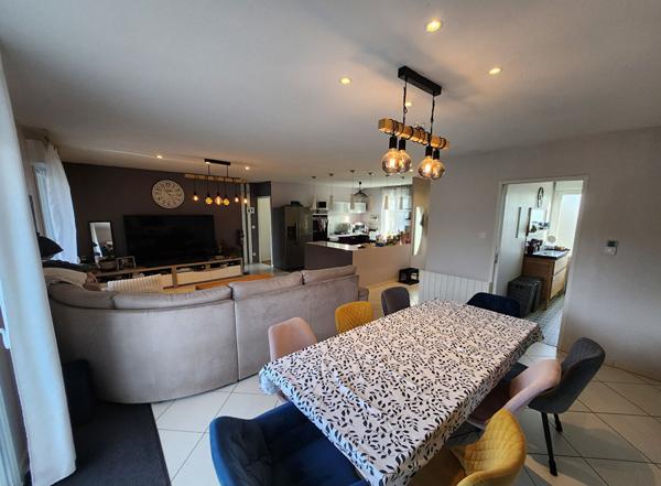 Maison Dourdan 6 pièce(s) 140 m2