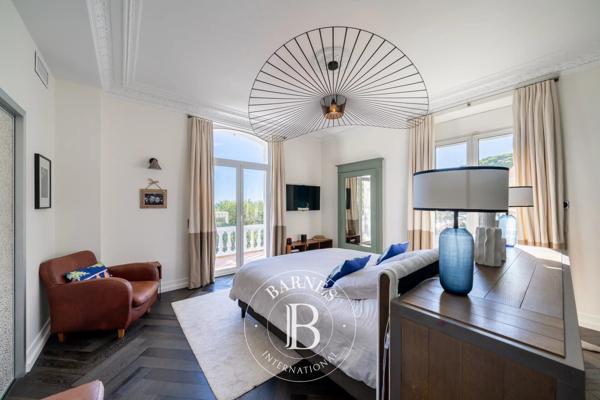 Cannes, Villa 4 Chambres -  318 m² à vendre