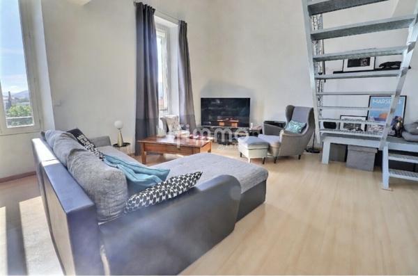 Marseille 5ème / Appartement esprit Loft Duplex