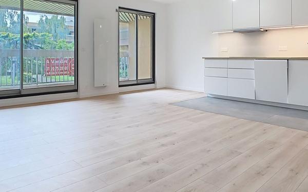 Appartement à vendre    4 pièces • 83,21 m2 Verrières-le-Buisson