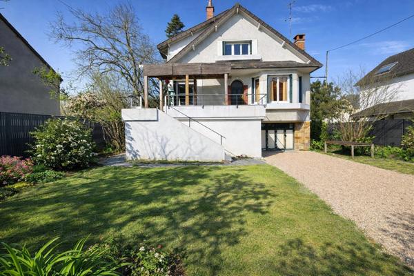 Vierzon au calme,maison sur sous-sol en bon état de 125m2