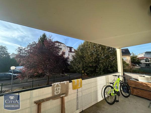 Appartement à louer 3 pièces 69.8m² Metz (57050)