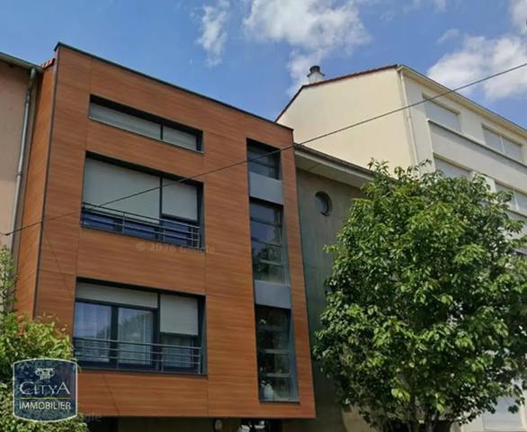Appartement à louer 3 pièces 69.8m² Metz (57050)