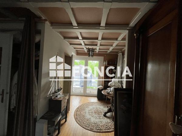 À vendre Maison 8 pièces 259.26 m² - Besançon 25000