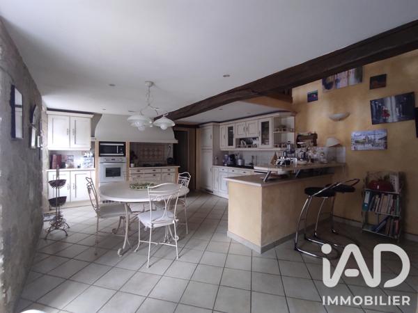 Maison à vendre 9 pièces 224,8 m² Grandpuits-Bailly-Carrois