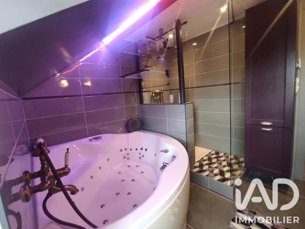 Maison à vendre 9 pièces 224,8 m² Grandpuits-Bailly-Carrois